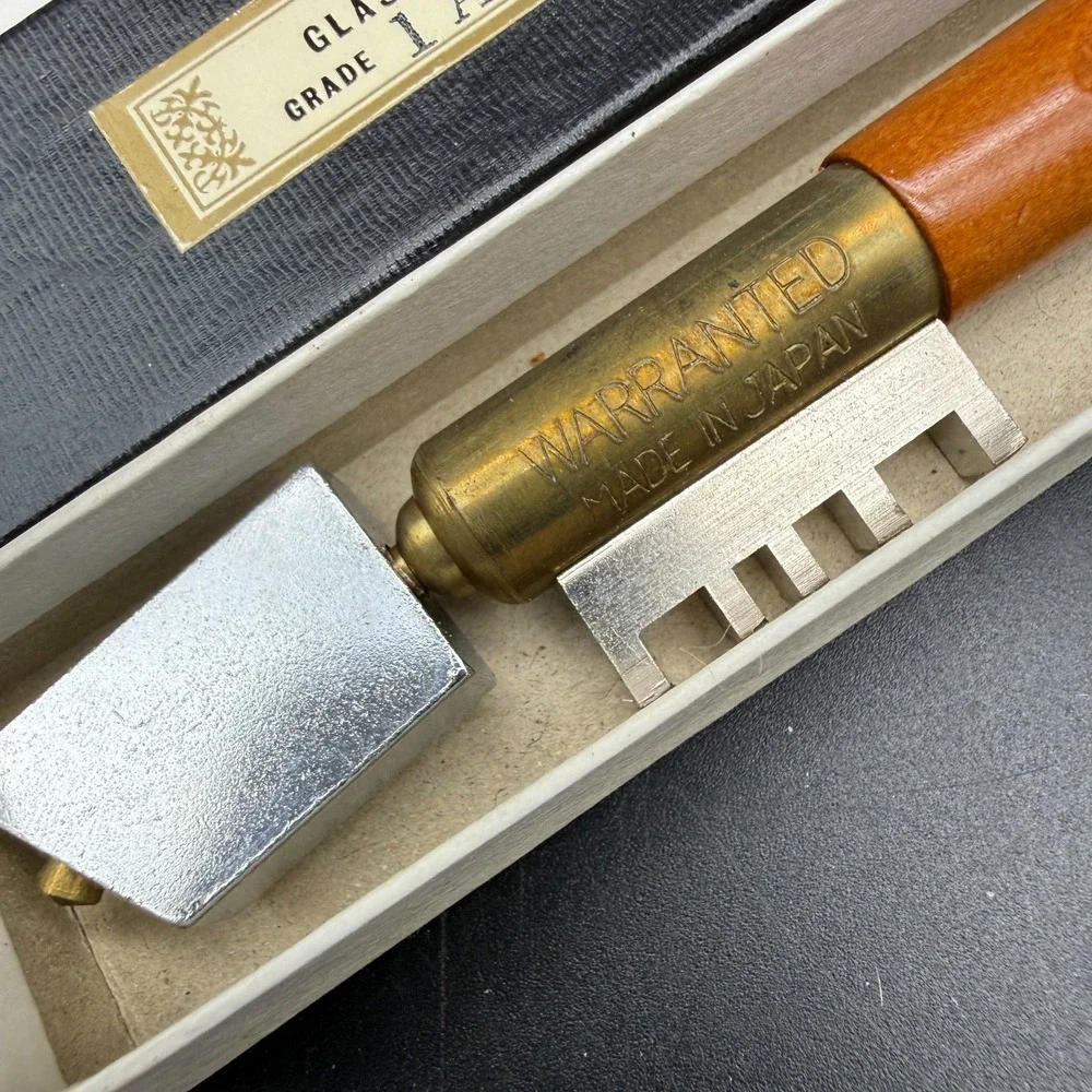 VINTAGE‎ DIAMOND TIPPED GLASS CUTTER MADE IN JAPAN 1A